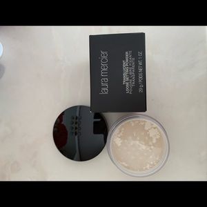 Laura Mercier Translucent Loose Setting Powder
